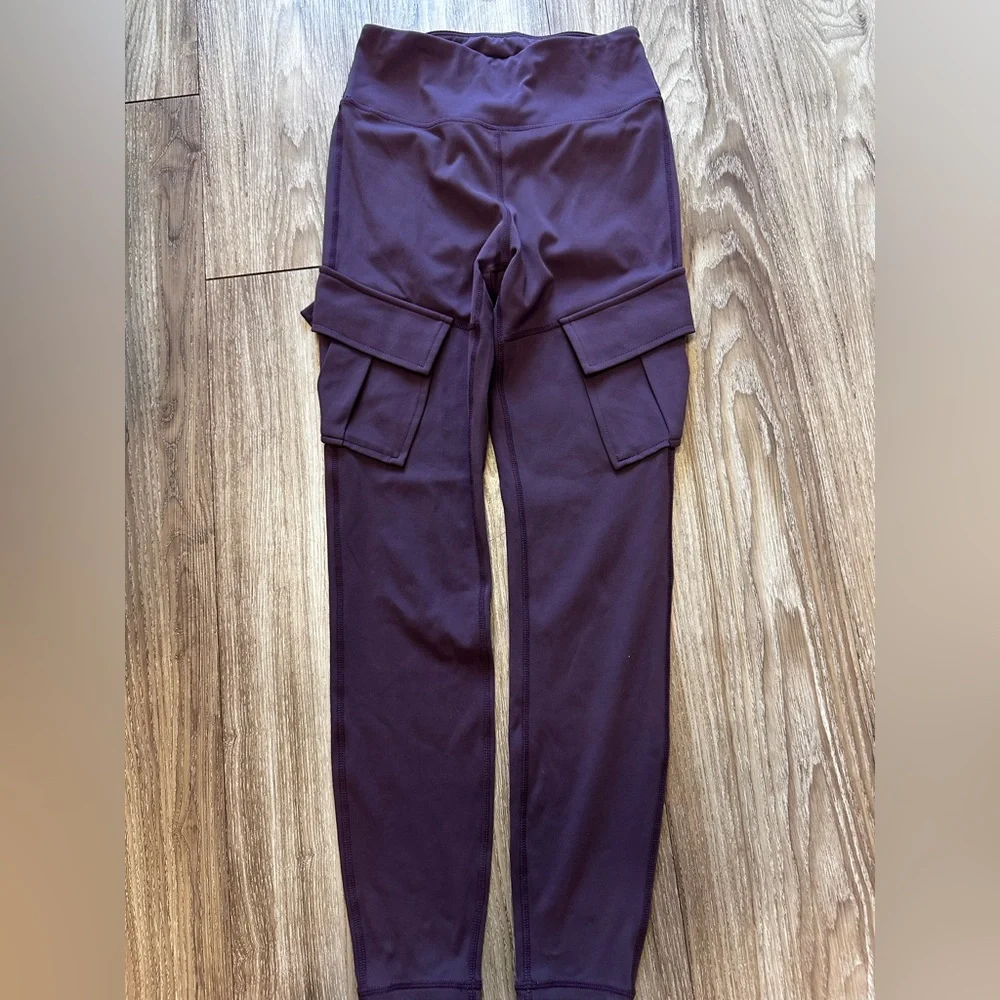 Halara High Waisted Cargo Pocket Skinny Yoga Legging XS(0/2) - Picture 4 of 5